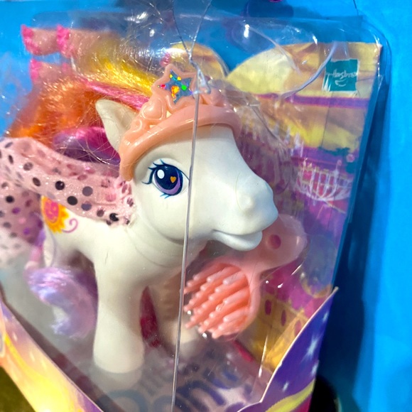 MY LITTLE PONY G3 NWT VTG 2003 FRIENDSHIP BALL DRESS-UP EVENINGWEAR SUNNY DAZE - Picture 4 of 16